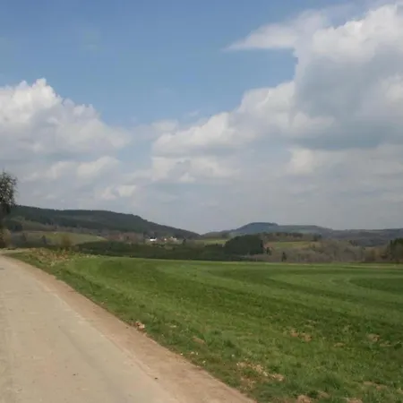 Detached With Terrace In A Wooded Area Casa vacanze *